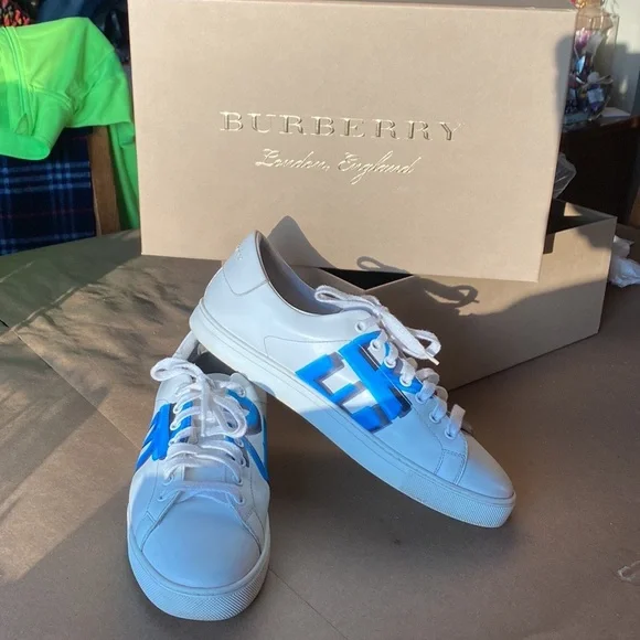 Burberry Graffiti Sneakers EUC! W original BOX! EU 41-US Mens SIZE 8 - Picture 6 of 17